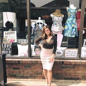 Meet your Posher, Emma